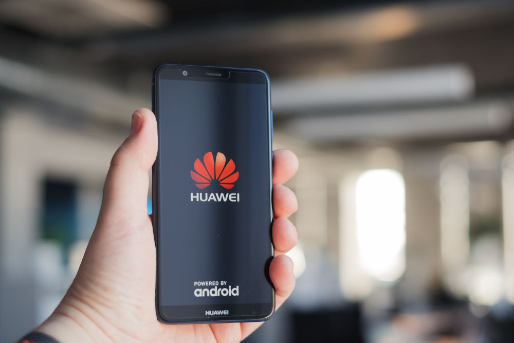 how to block calls on a Huawei smartphone